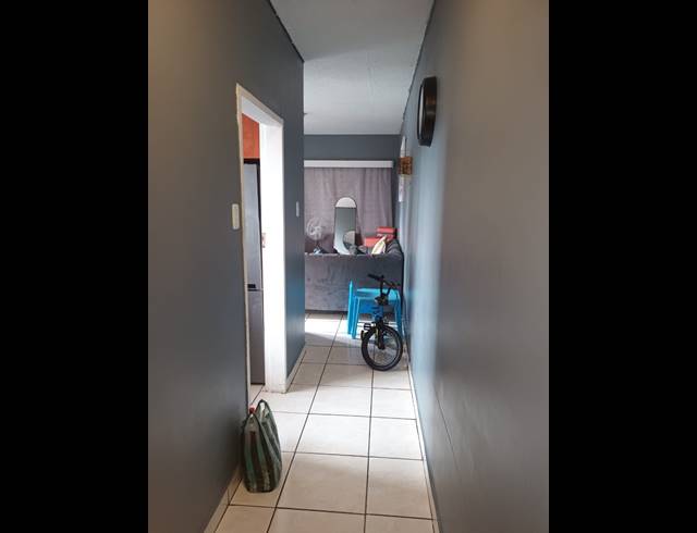 1 BEDROOM APARTMENT FOR SALE IN PRETORIA WEST